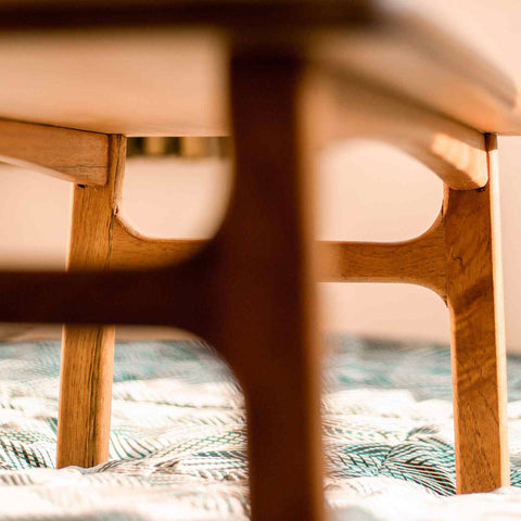 Achkur Bed Table